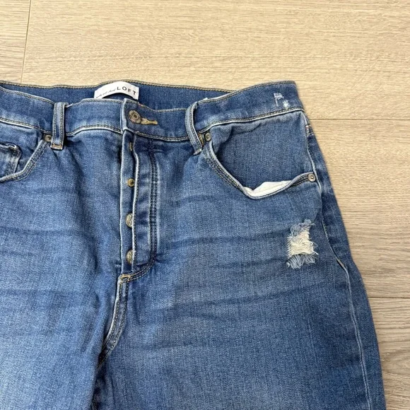 Loft Distressed Women's Jeans - Picture 4 of 9